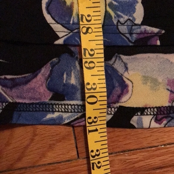 Lildy Tunic/Loungewear Beautiful watercolor Floral Black/Blue/Soft/Stetchy S/M - Picture 10 of 10